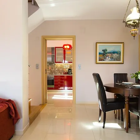 Sia Villa *